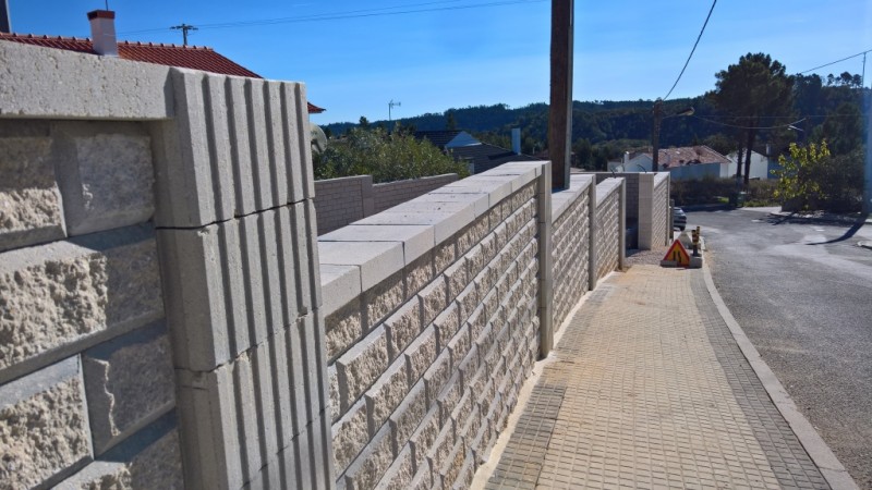 GARDENBloco côr: Branco Sujo | Pilar Muro côr: Branco Sujo