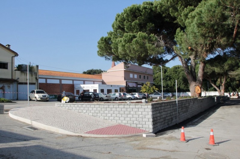 Murante Cinzento + Cobremurante Cinzento