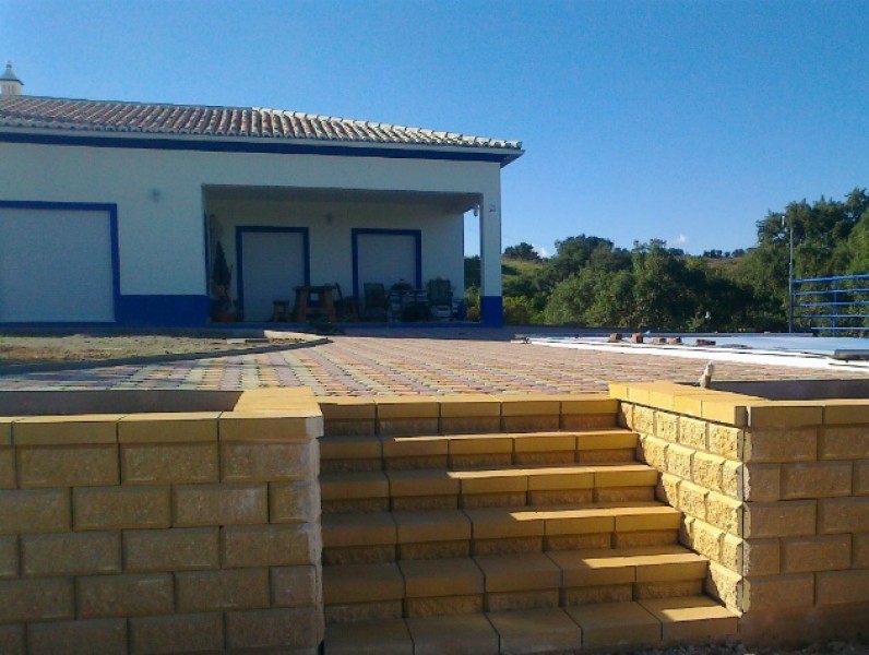 Pavimento UNI Cor: Cinza + Amarelo + Vermelho