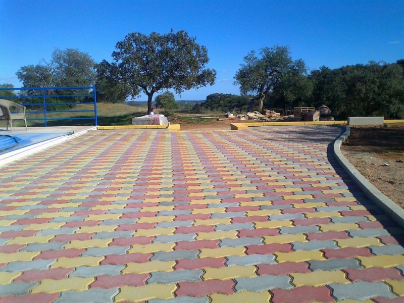 Pavimento UNI Cor: Cinza + Amarelo + Vermelho