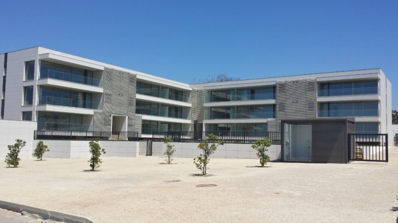 Bloco Térmico Isoargila: Exterior e Interior